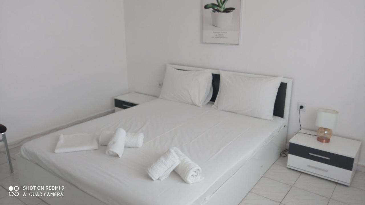Elea House Apartment เกราโมตี ภายนอก รูปภาพ